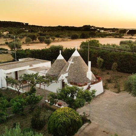 Trulli Ulivi Villa Putignano Bagian luar foto